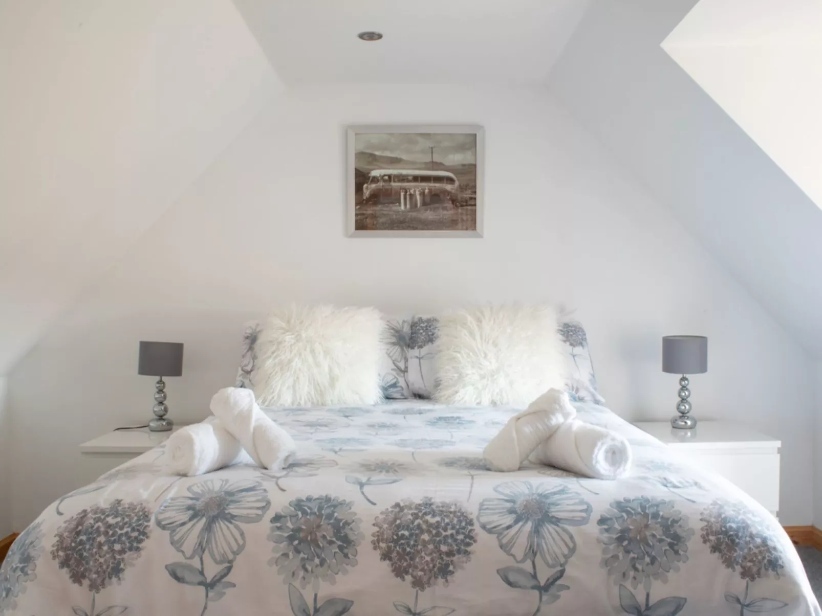 Ben Edra Croft - Inside