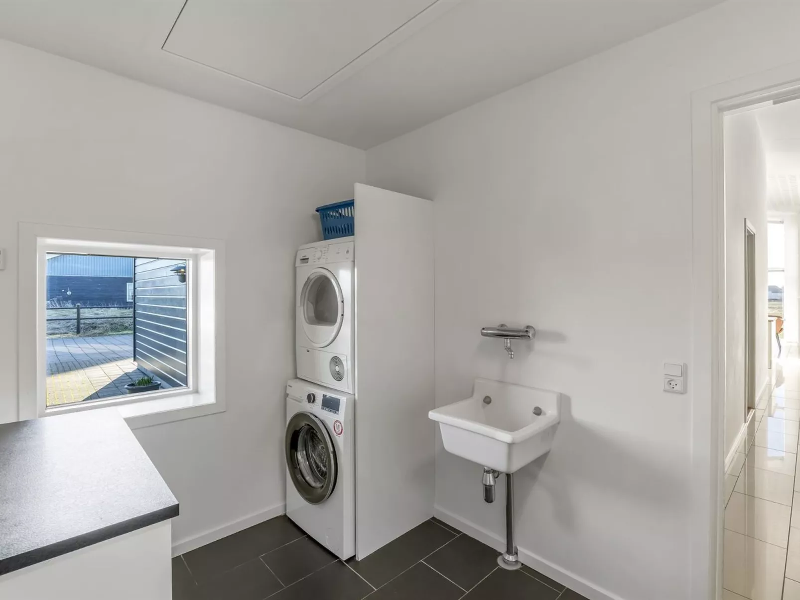 "Emelita" - 1.4km from the sea - Inside