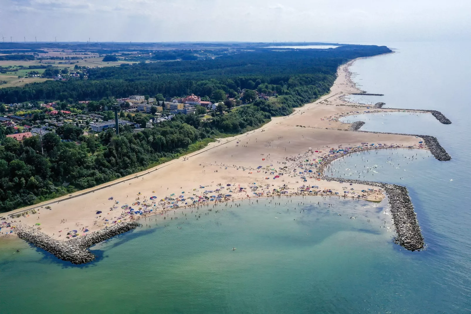 Domy wakacyjne z basenem letnim dla max 4 osób Jarosławiec - Areas within 1km in summer