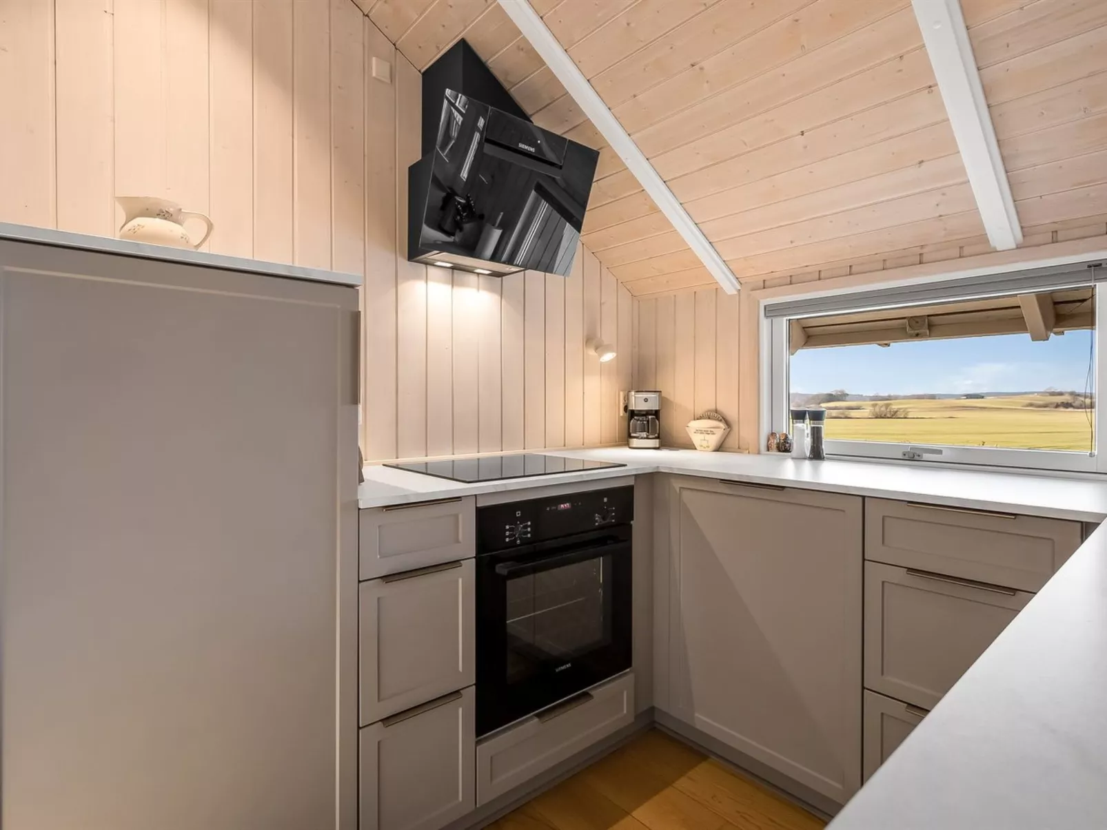 "Caranus" - 120m from the sea - Inside