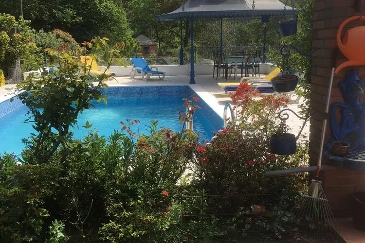 Holiday home near Viana do Castelo  / Despertar dos Mágicos-Pool
