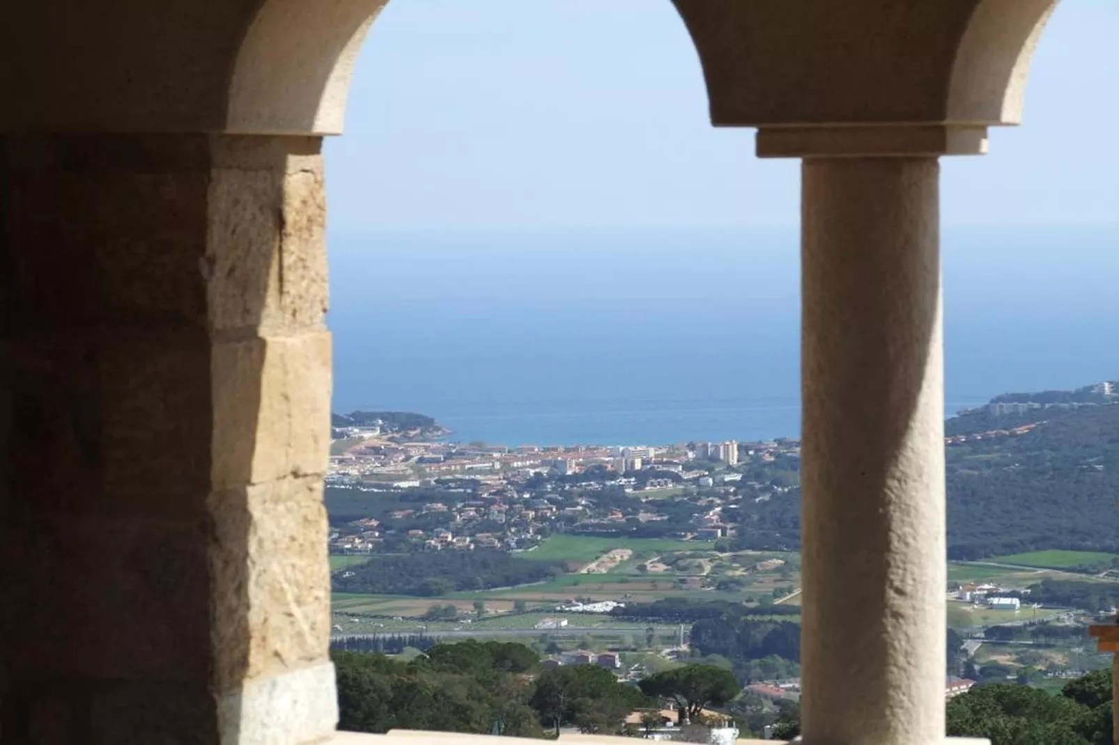 Hapi Mas Nou 3/2/4 - View in summer