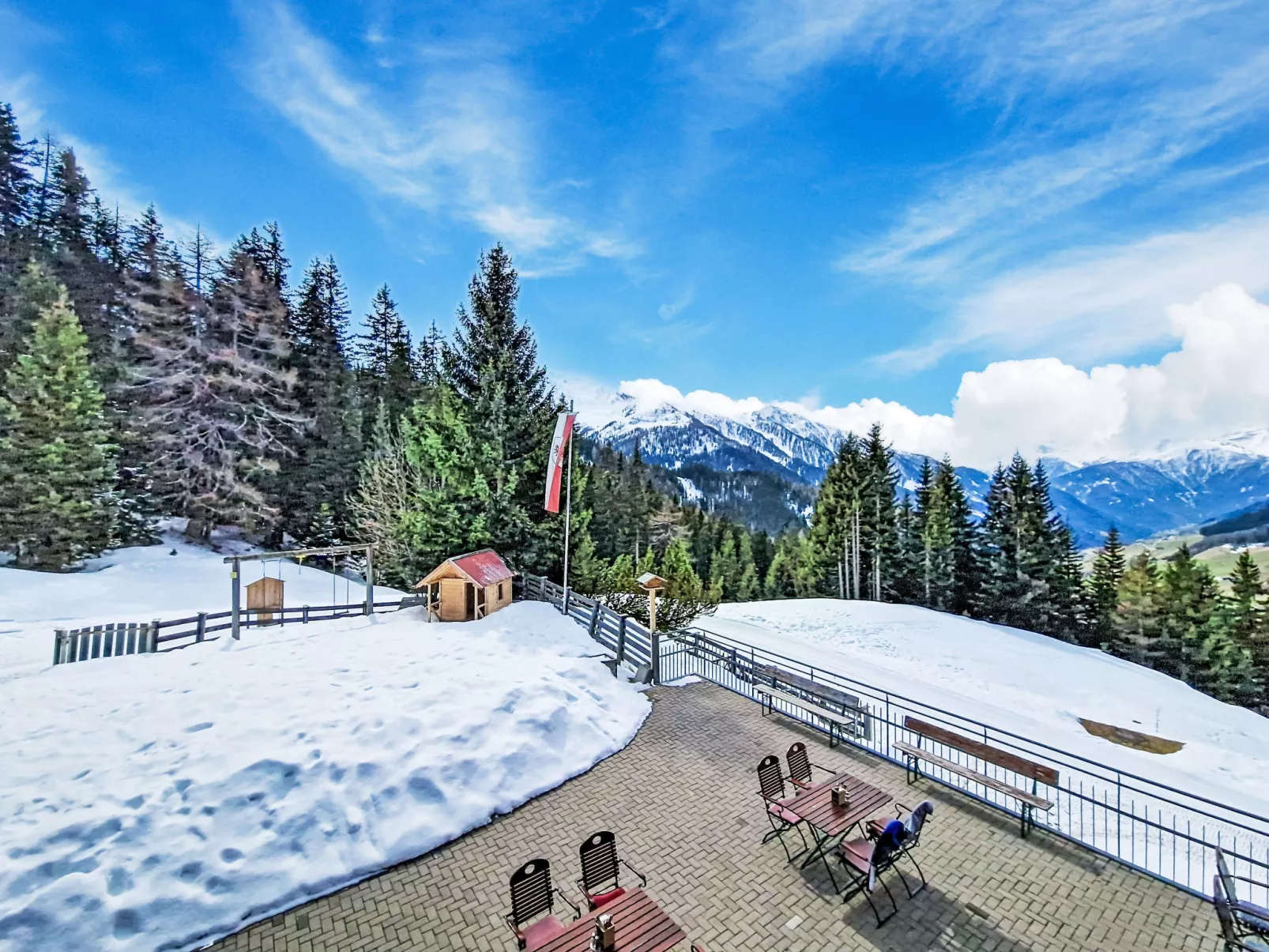 Naviser Hütte - Outside