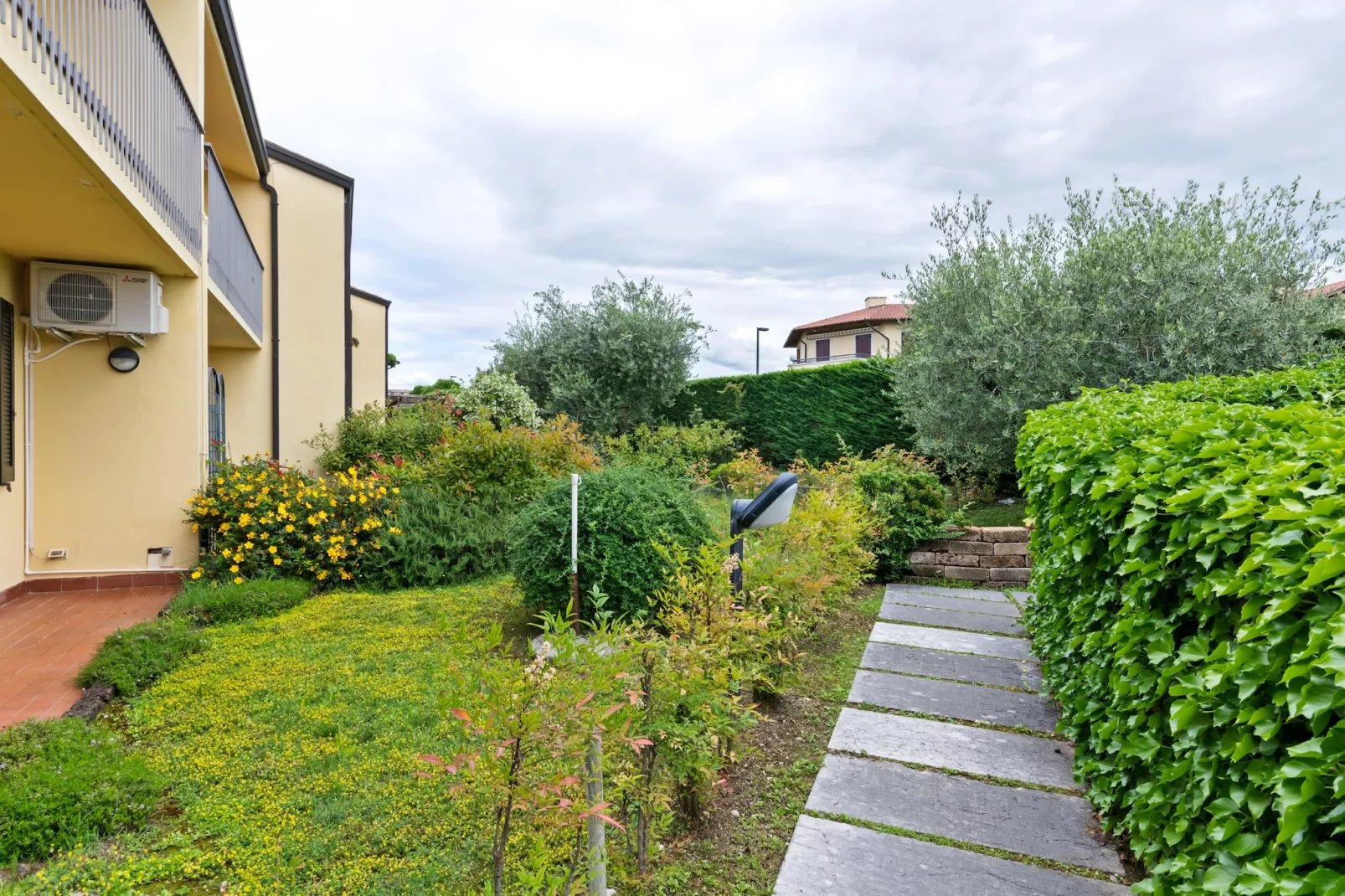 San Marco Ci Dieci - Gardens in summer