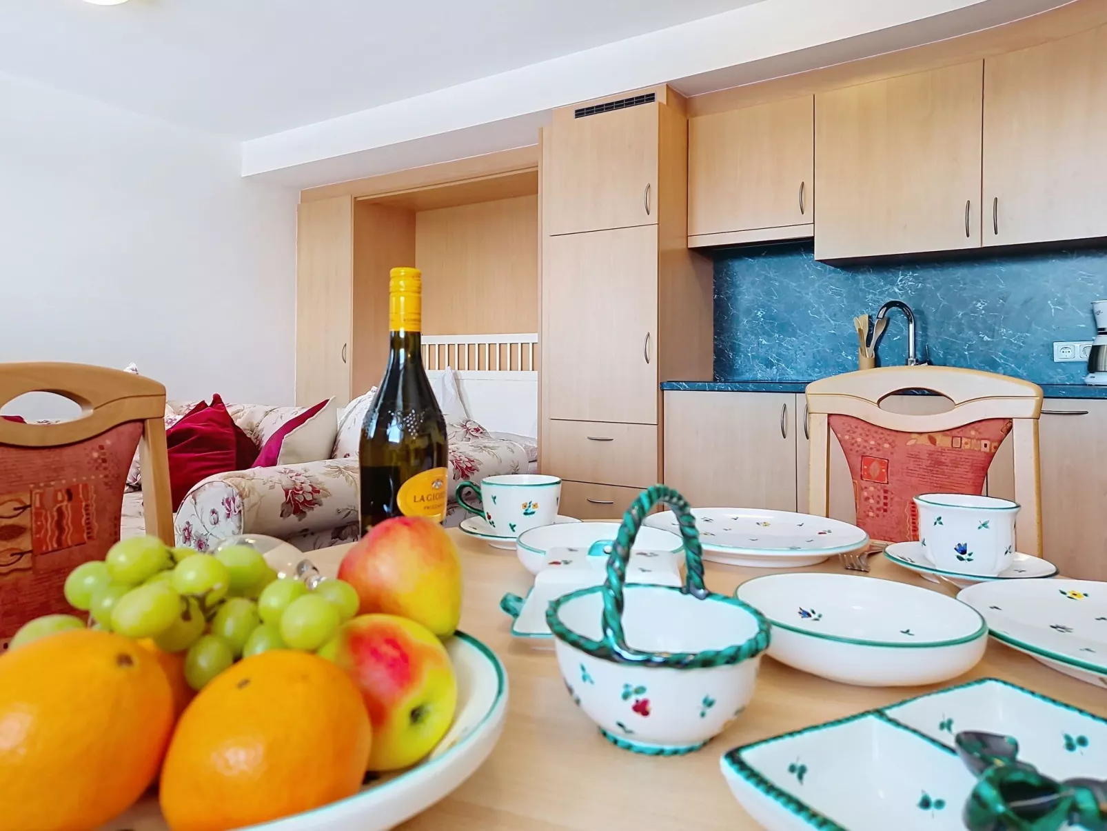 Naviser Hütte - Inside