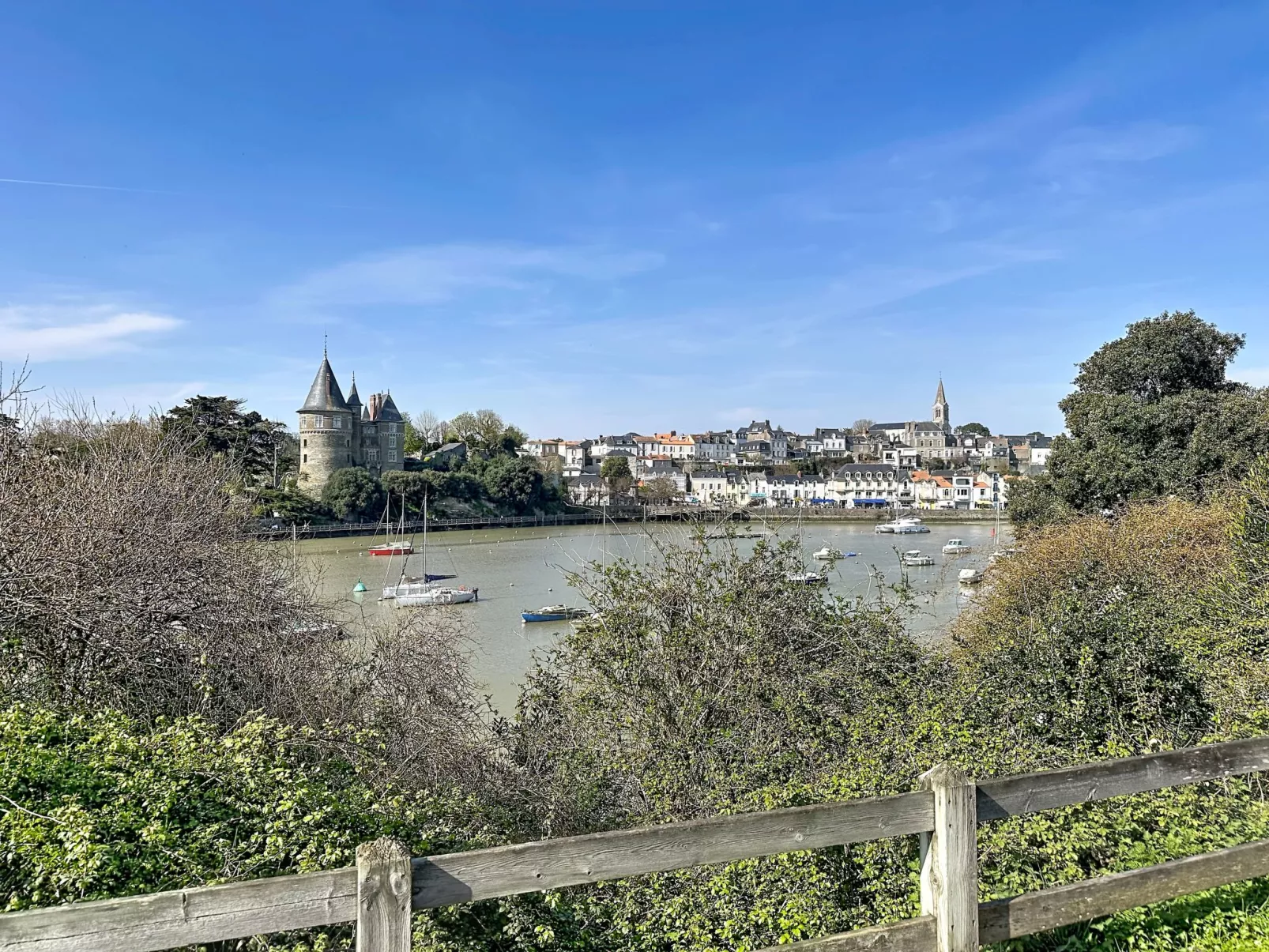 L'Escapade - Draußen