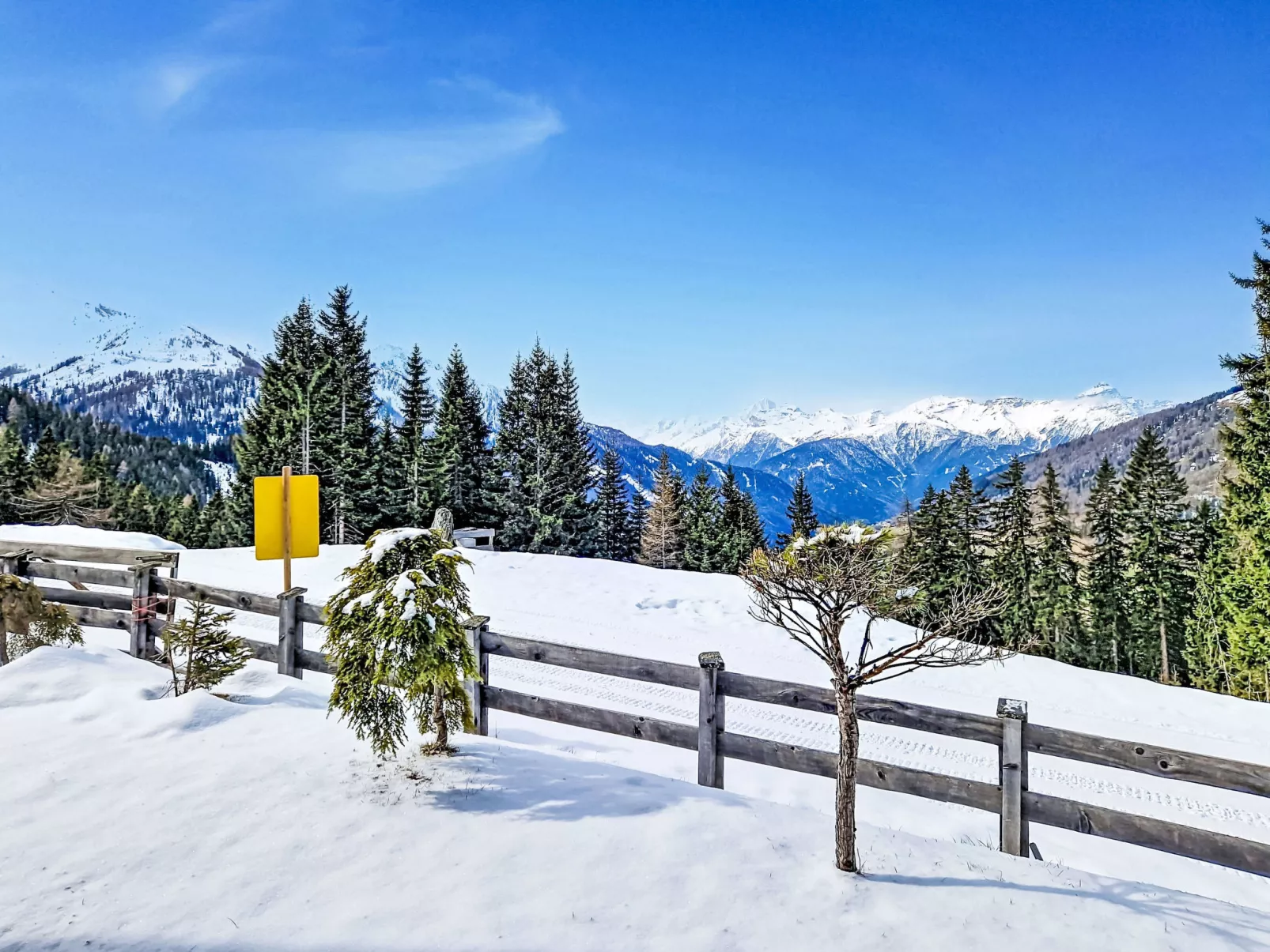 Naviser Hütte - Outside