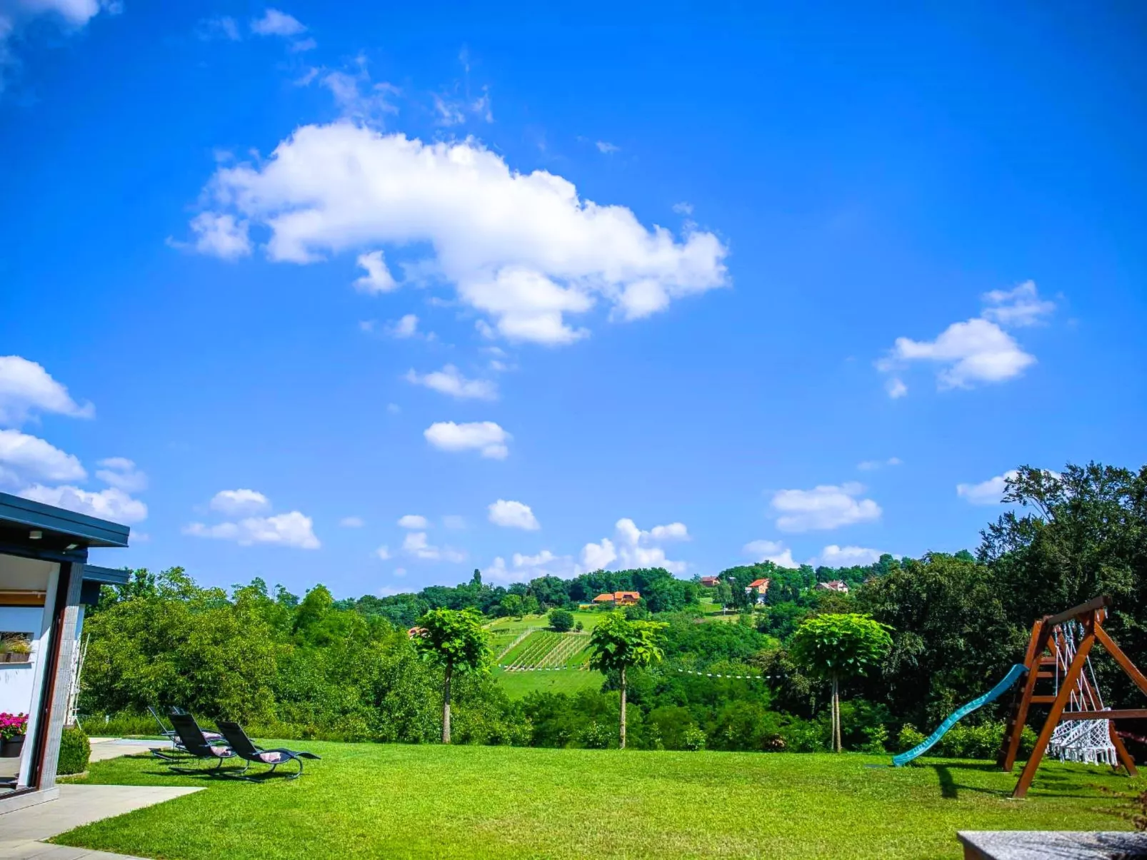 House AdaliA - Draußen