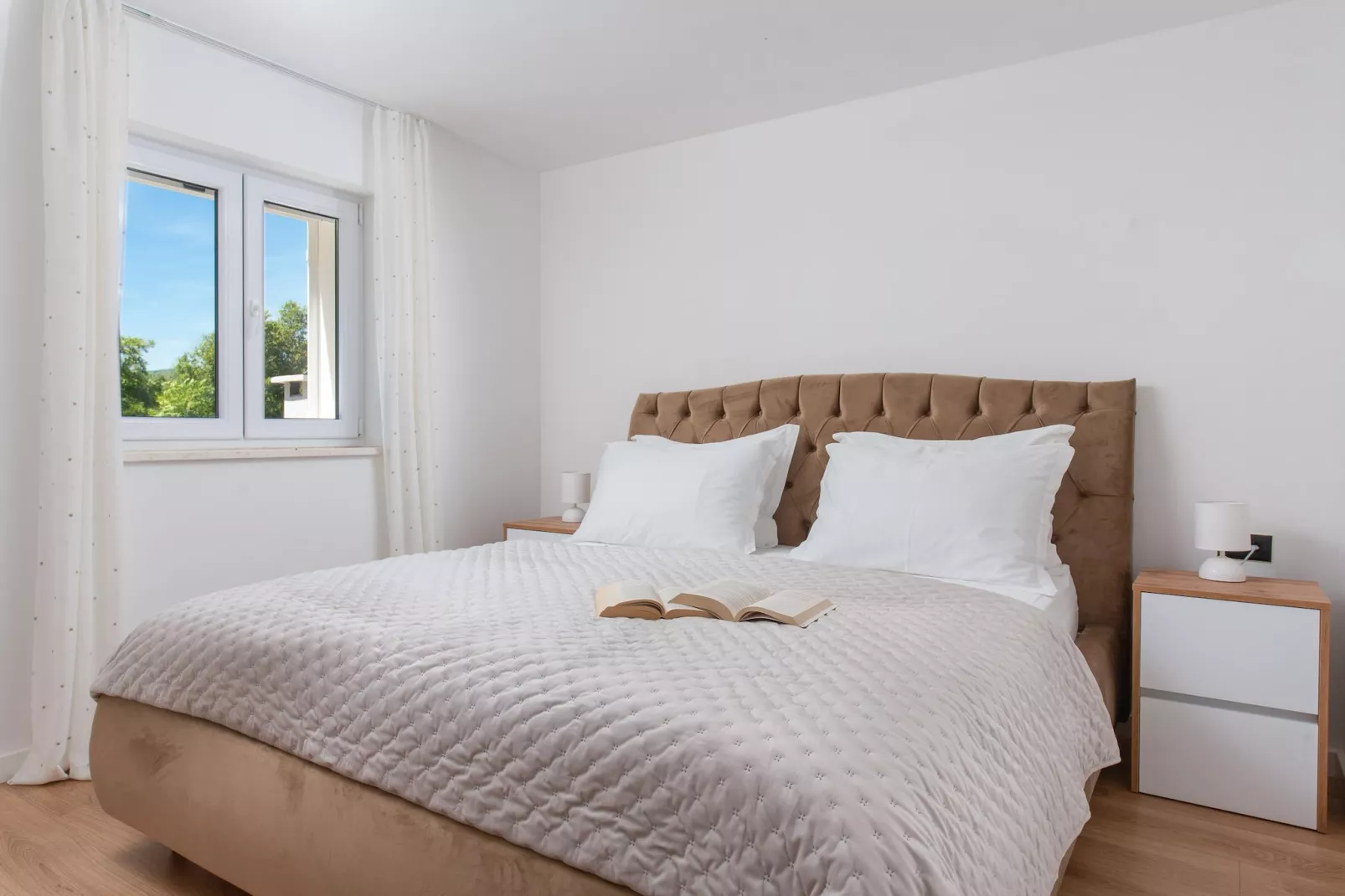 Serenity Retreat Villa - Bedroom