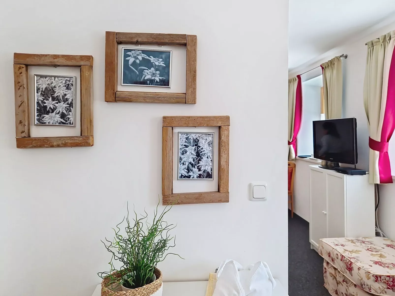 Naviser Hütte - Inside