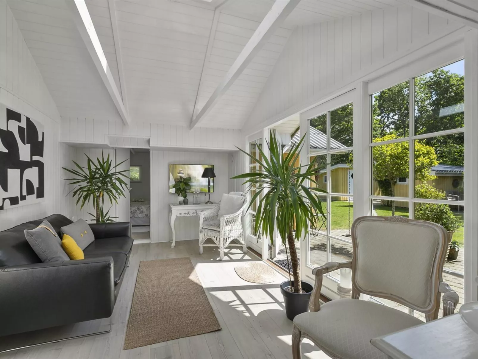 "Holmsten" - 250m to the fjord - Inside