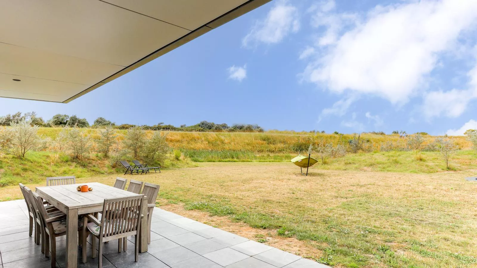 Duinvallei Lodge Zeeland - Gardens in summer
