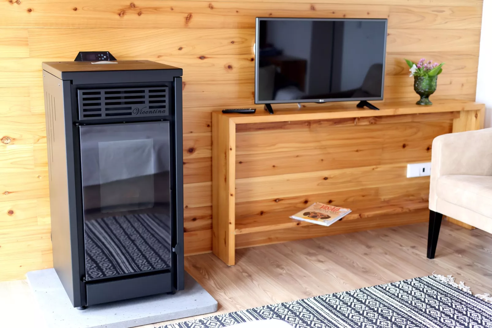 Holiday Apartment in Santo Amaro  // Apt T1-Living room
