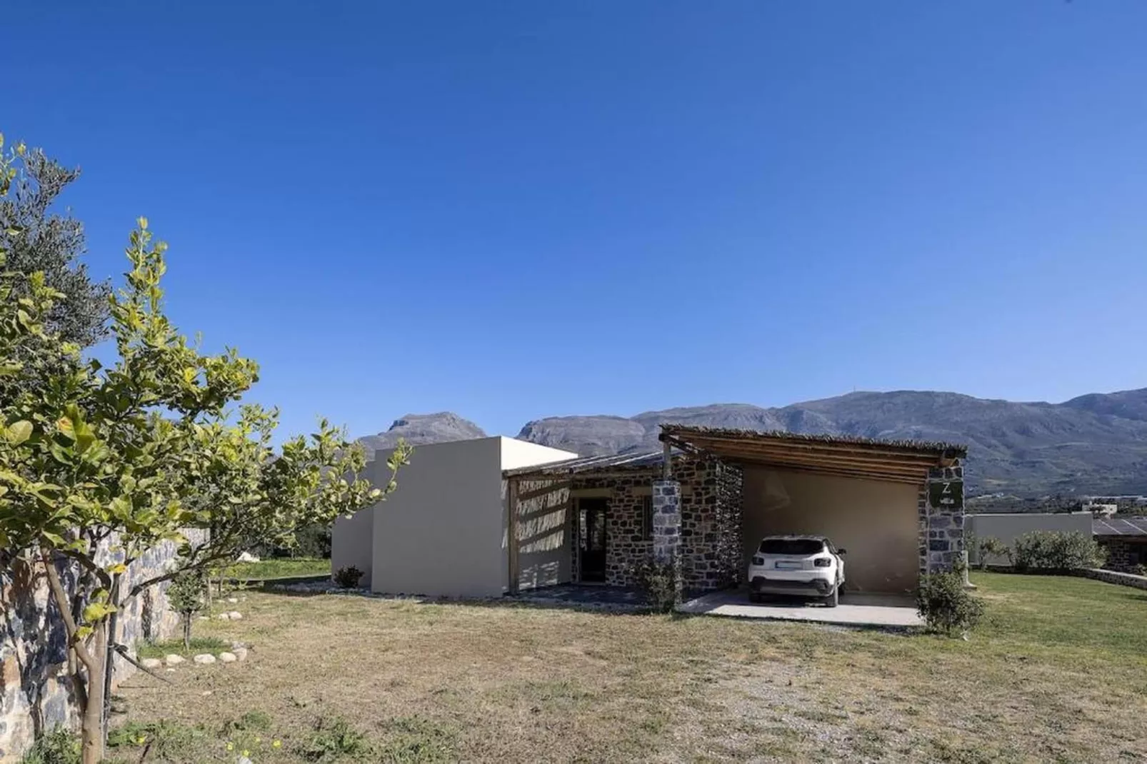 Kozilis Villas - Areas within 1km in summer