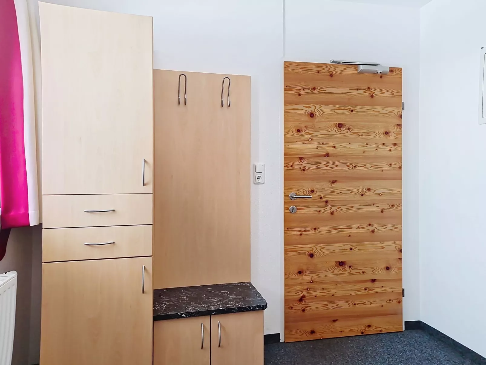 Naviser Hütte - Inside