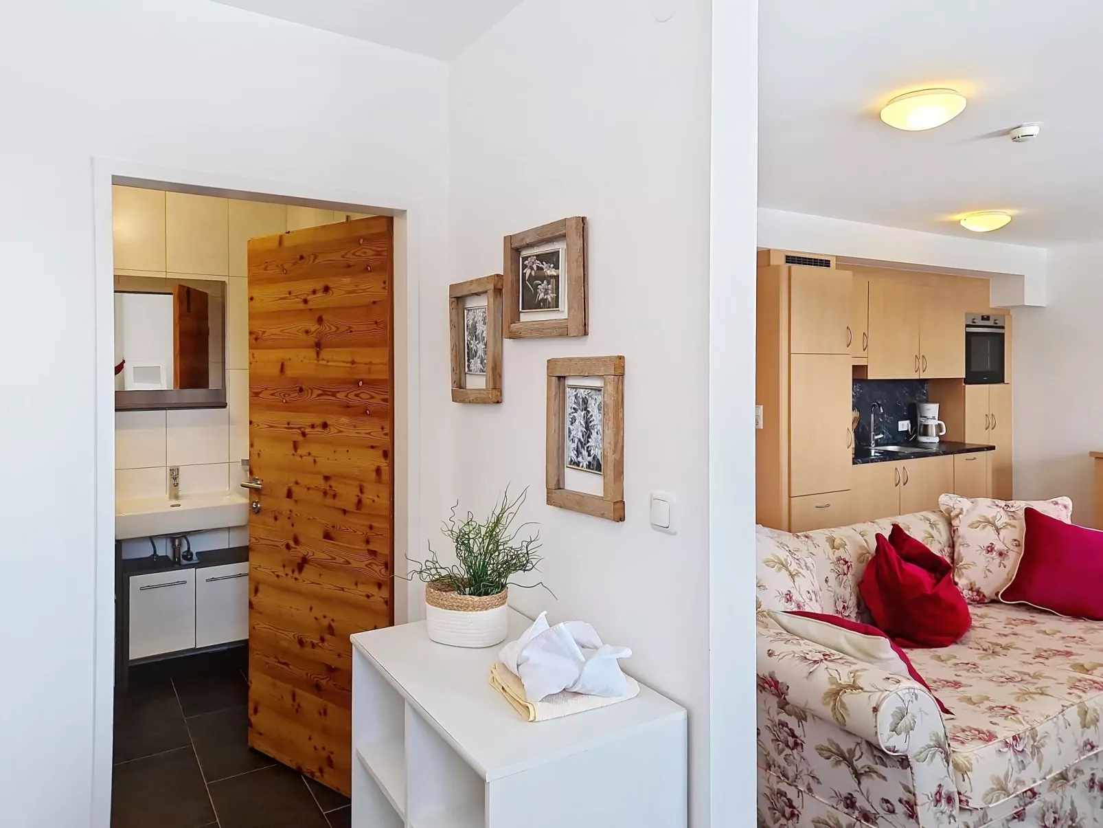 Naviser Hütte - Inside