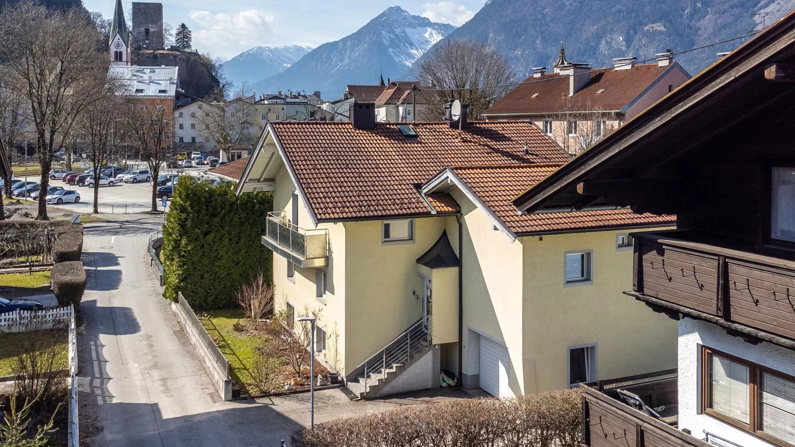 Gästehaus Inntal - Exterior in summer