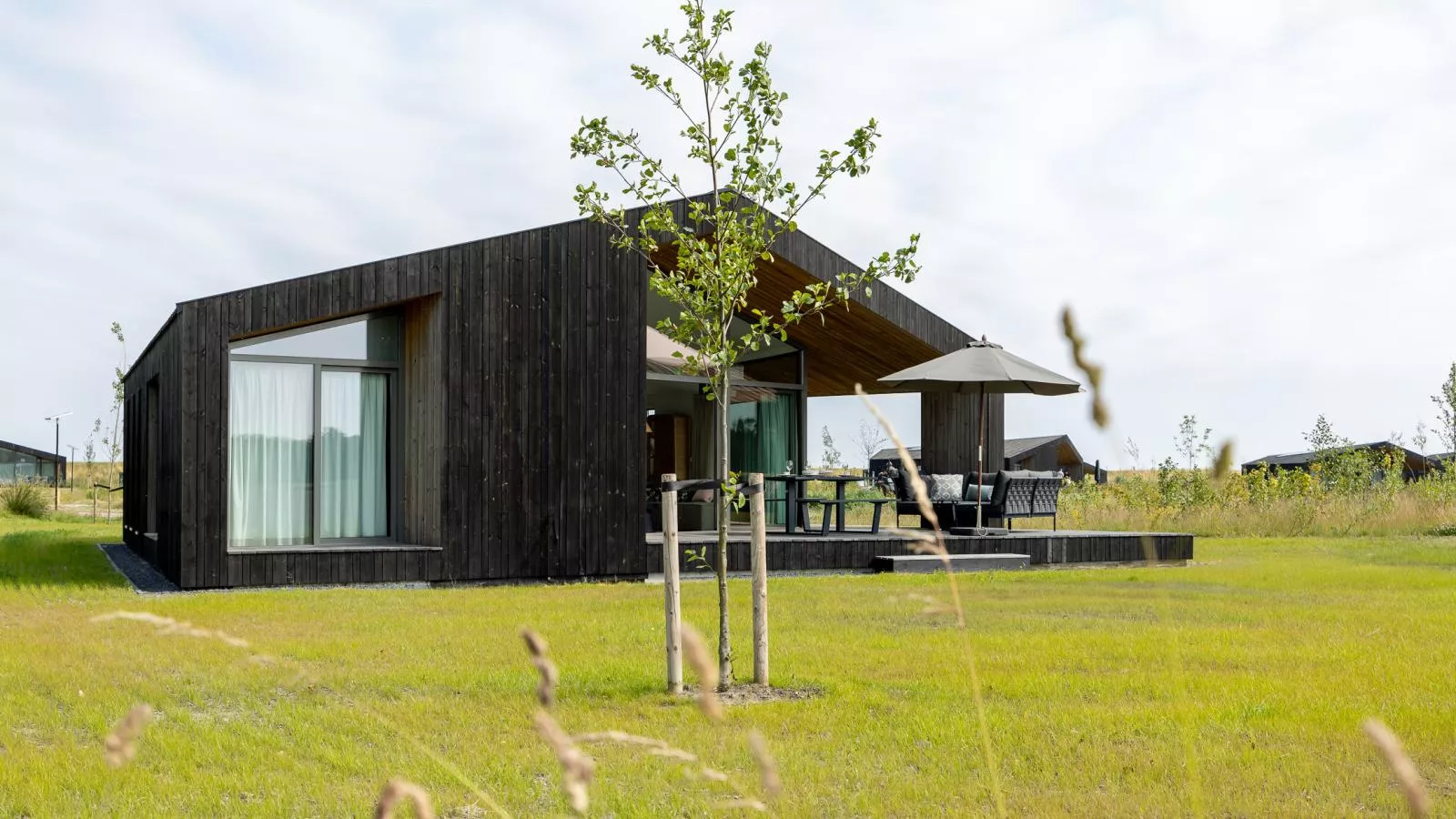 Natuurhuis Kreekrand - Exterior in summer