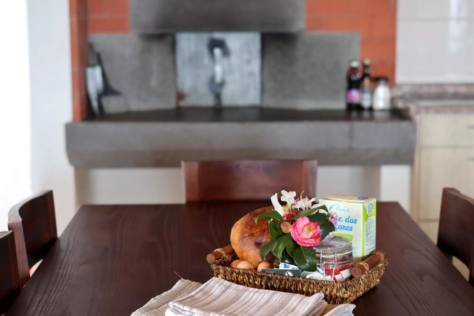 Holiday Apartment in Santo Amaro  // Apt T3-Indoor