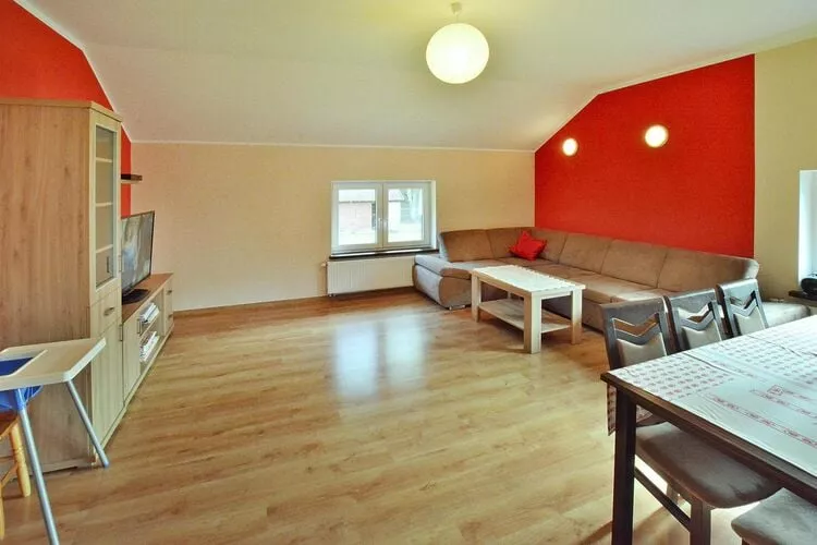 Mieszkanie wakacyjne dla 10 osób Biskupice-Living room