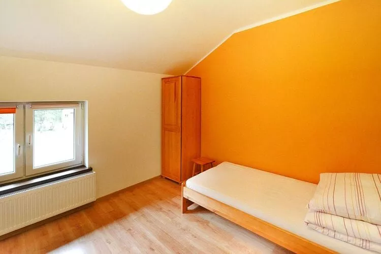 Mieszkanie wakacyjne dla 10 osób Biskupice-Bedroom
