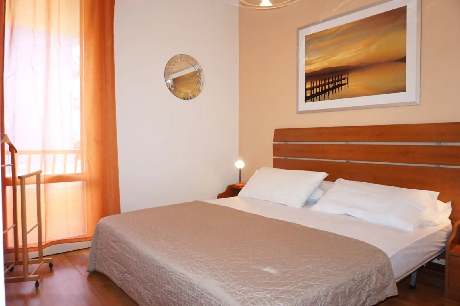 LN 42/47 - Bedroom