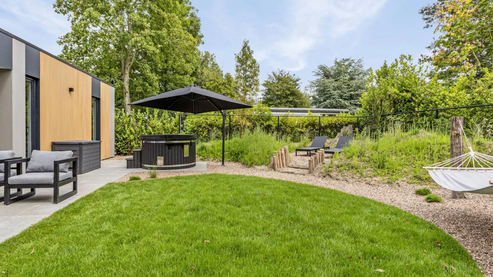 Het Duinnest - Garten Sommer