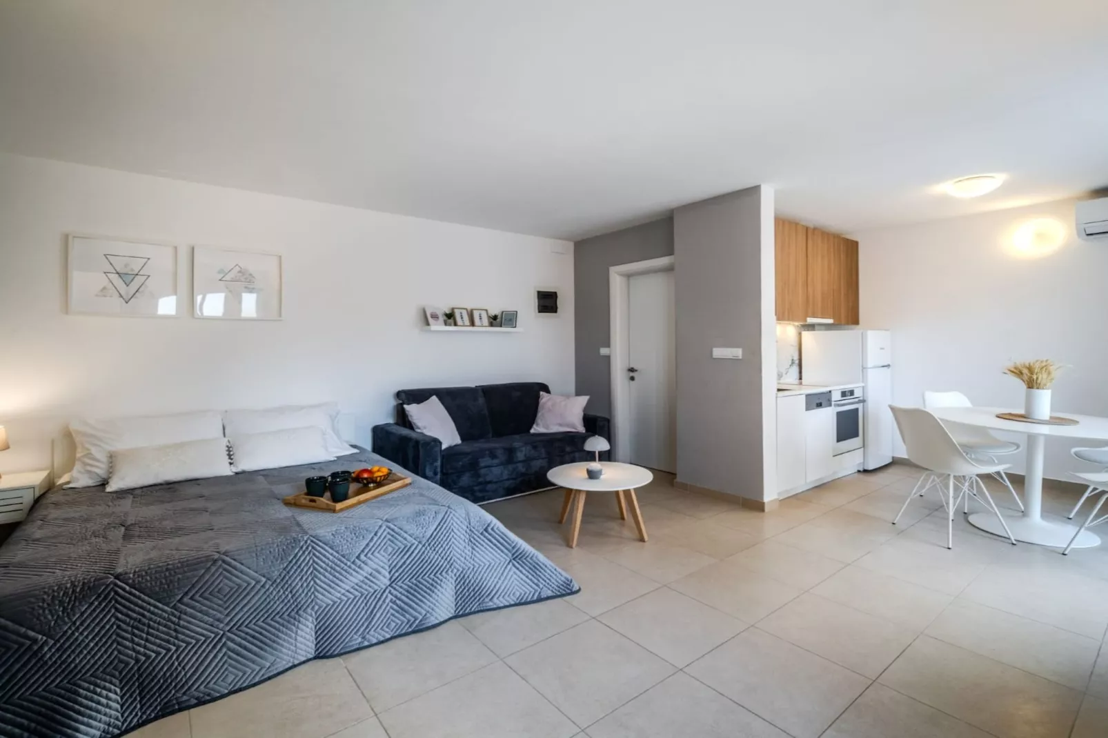 Apartments Tomy - Studio Apartment with terrace - Schlafzimmer