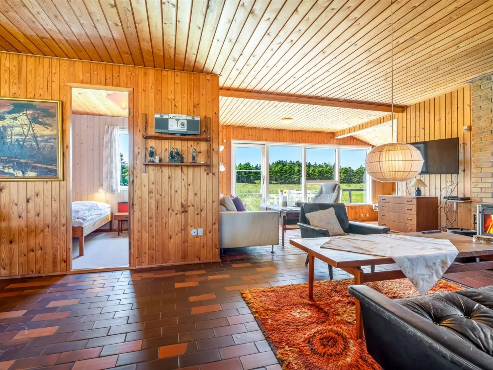 "Gunborg" - 800m from the sea - Drinnen