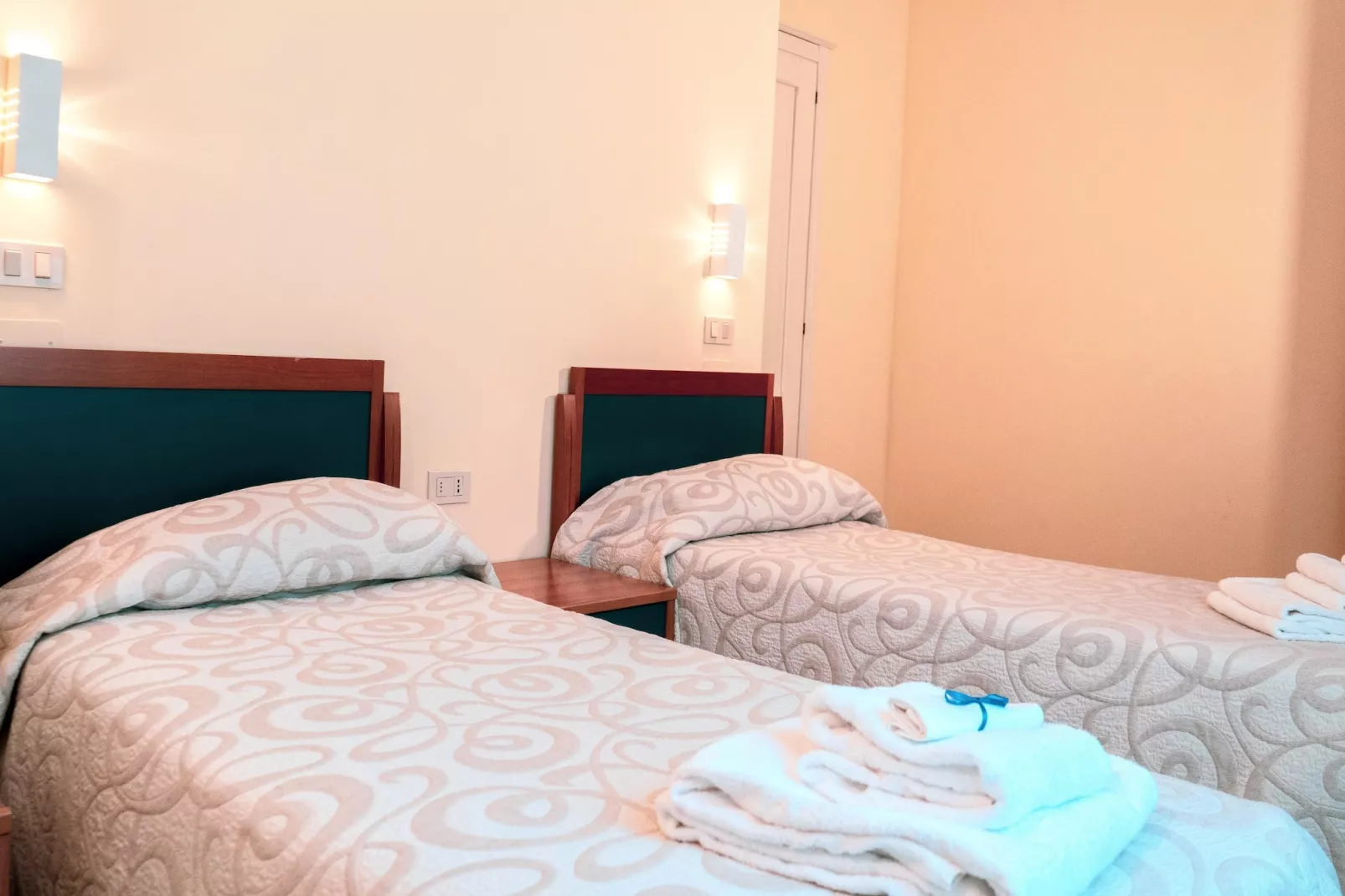 Assisi C6 - 4 pax - Bedroom