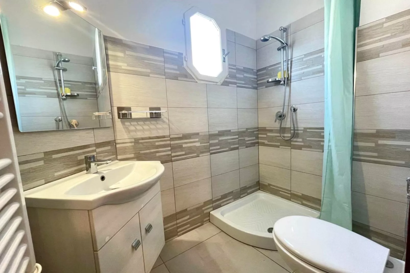 Bellavista 12 - Bathroom