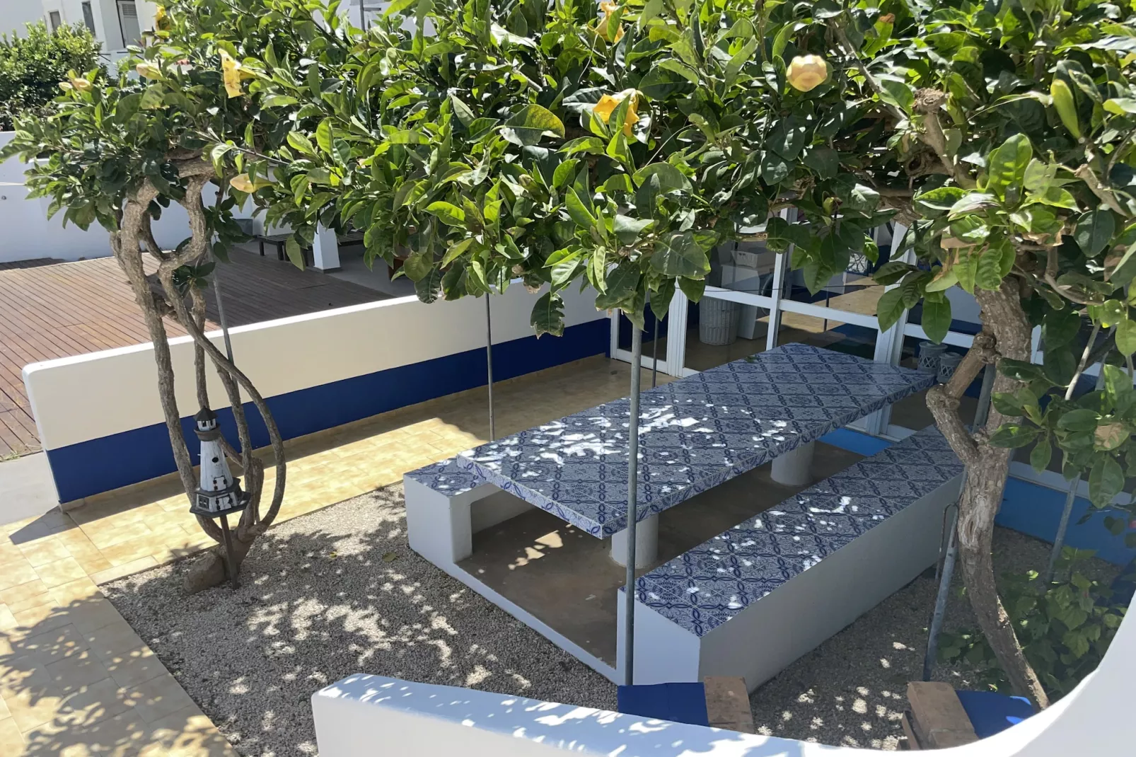 Casa Bacalhau (apartment near Benagil Beach) - Gardens in summer