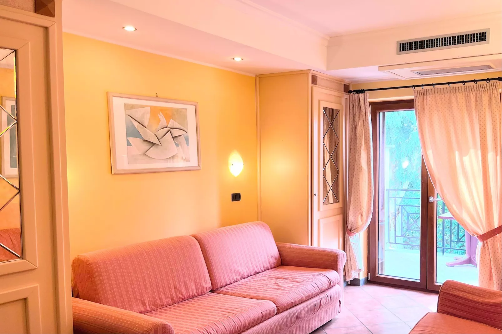 Quadrilocale vista giardino 217 - 5 pax - Living room