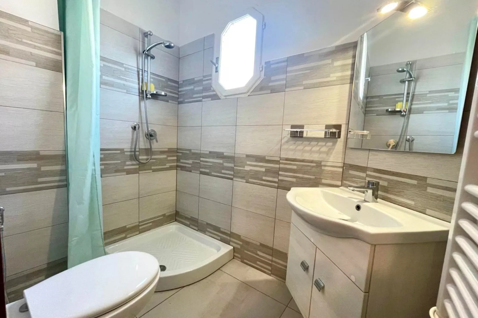 Bellavista 12 - Bathroom