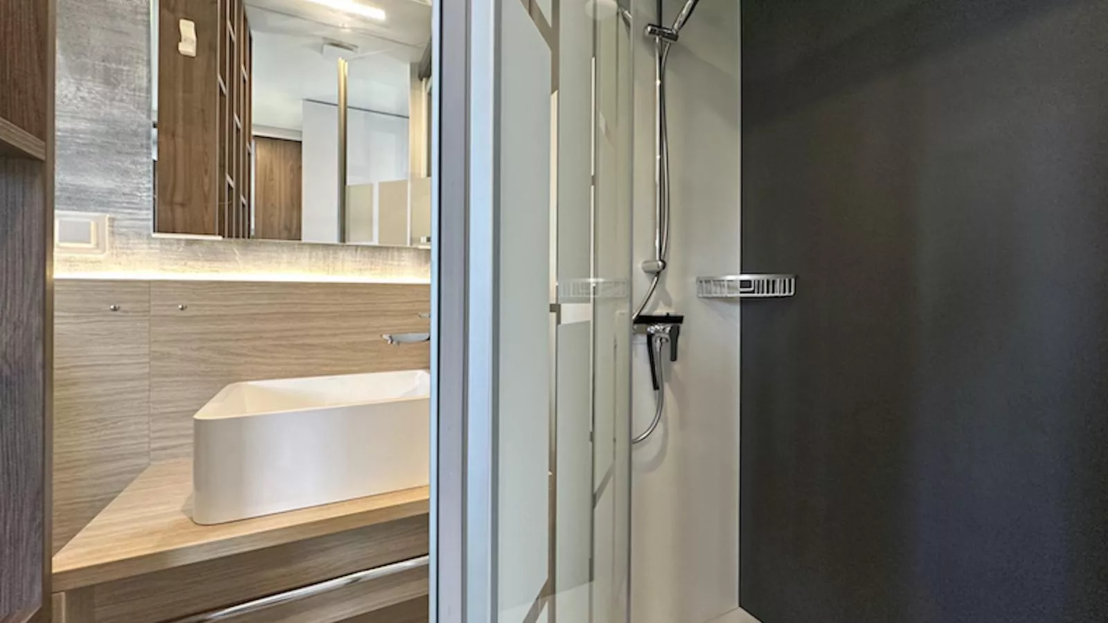 Feriendorf Seeblick - Tiny Nr 5 - Badezimmer