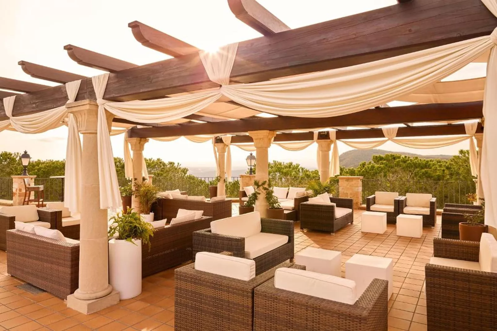 Hapi Mas Nou 2/2/4 - Terrace balcony