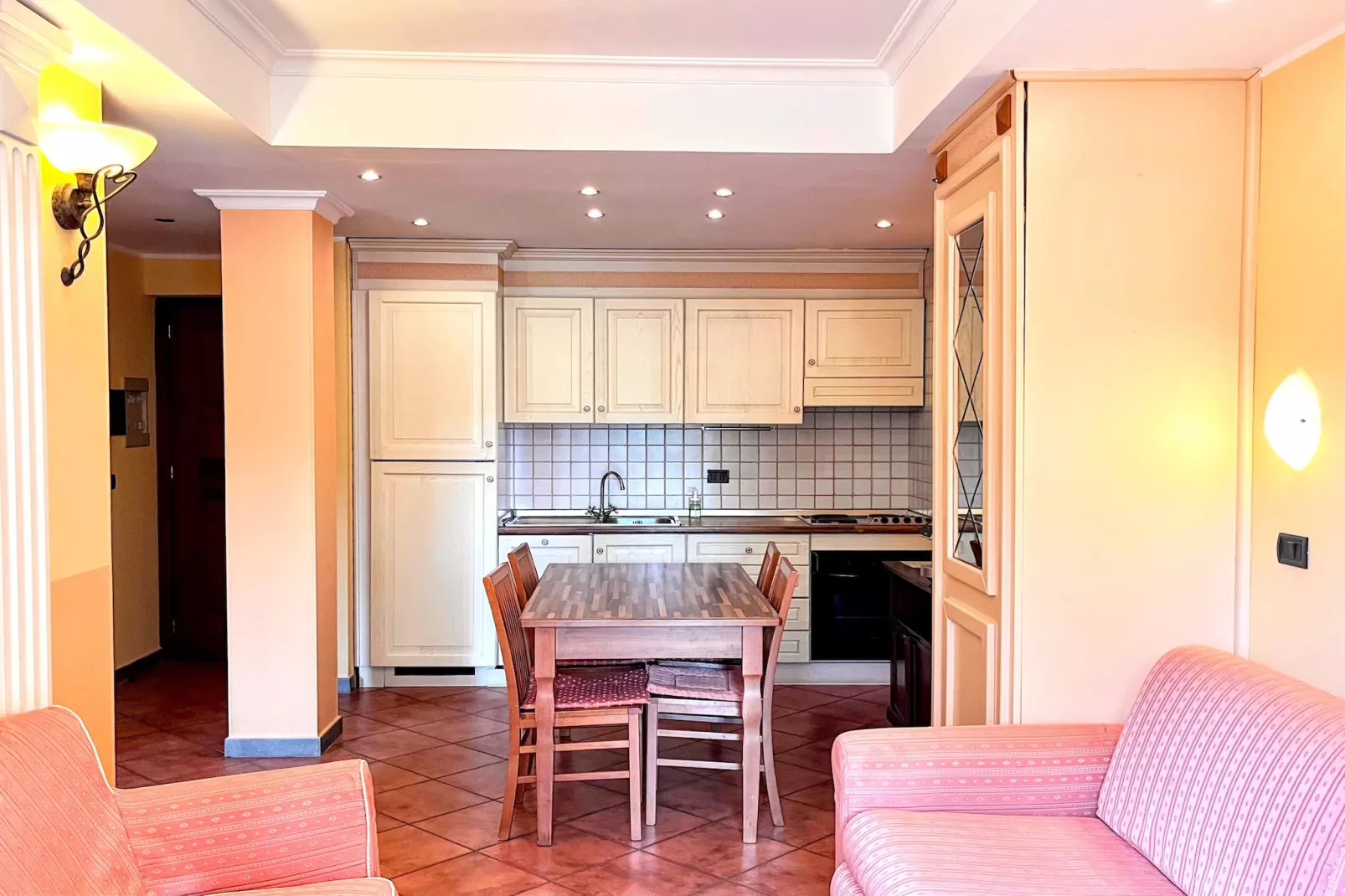 Quadrilocale vista giardino 217 - 4 pax - Dining room