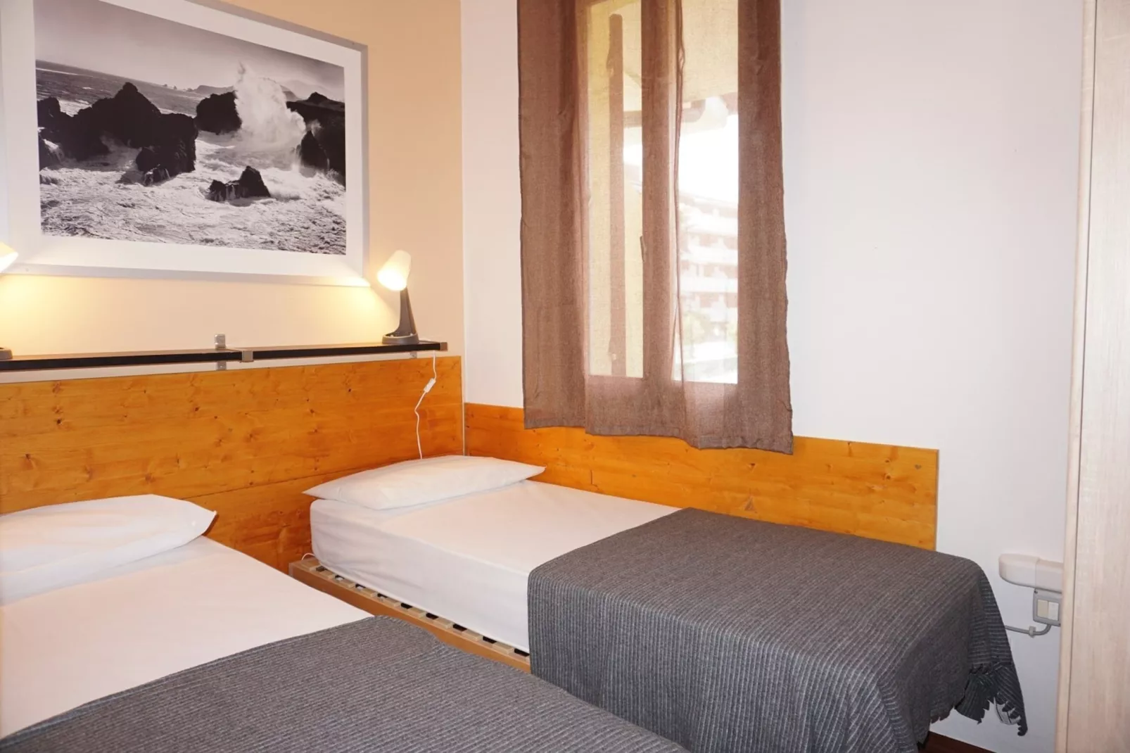 LN 42/47 - Bedroom