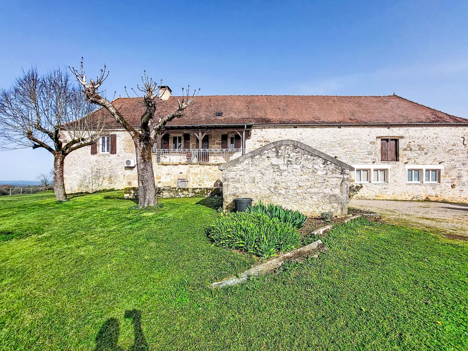 Maison de la chapelle - Draußen