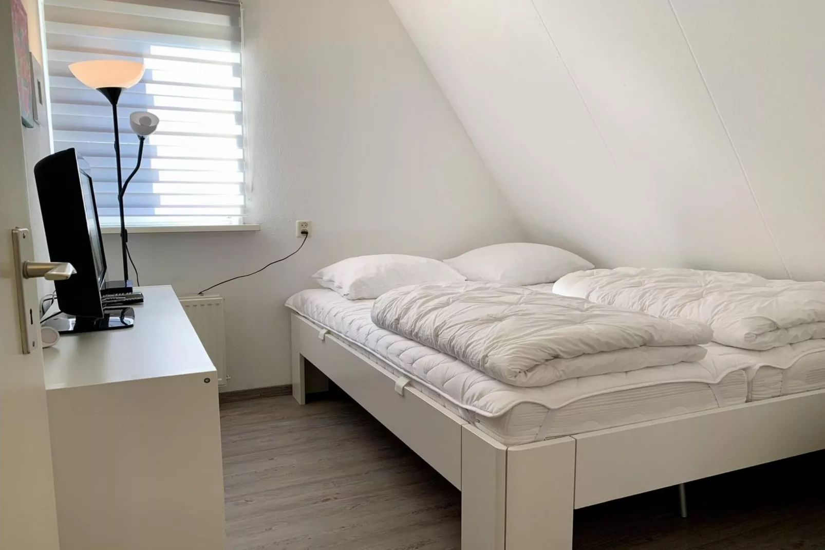 Campanula 54 - Bedroom