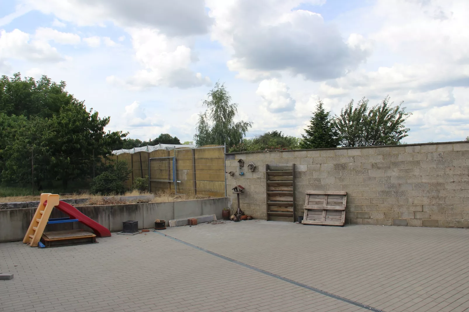 Heers Beneden - Garten Sommer