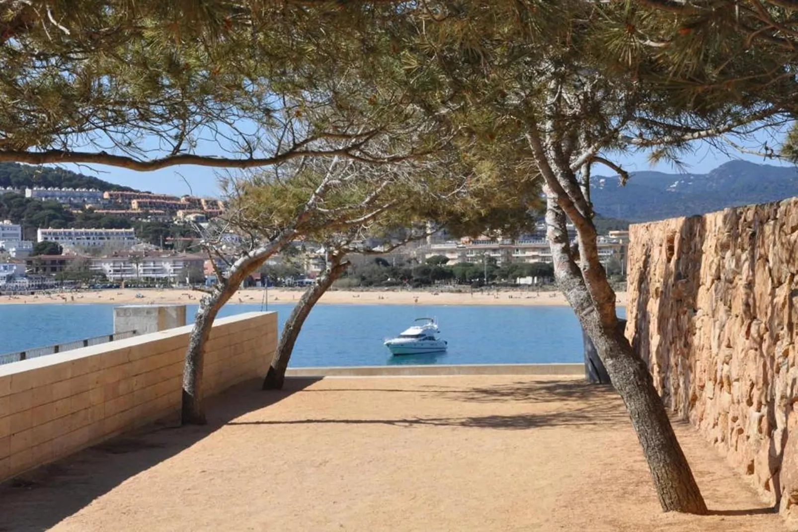 Hapi Mas Nou 2/2/4 - Areas within 5km in summer