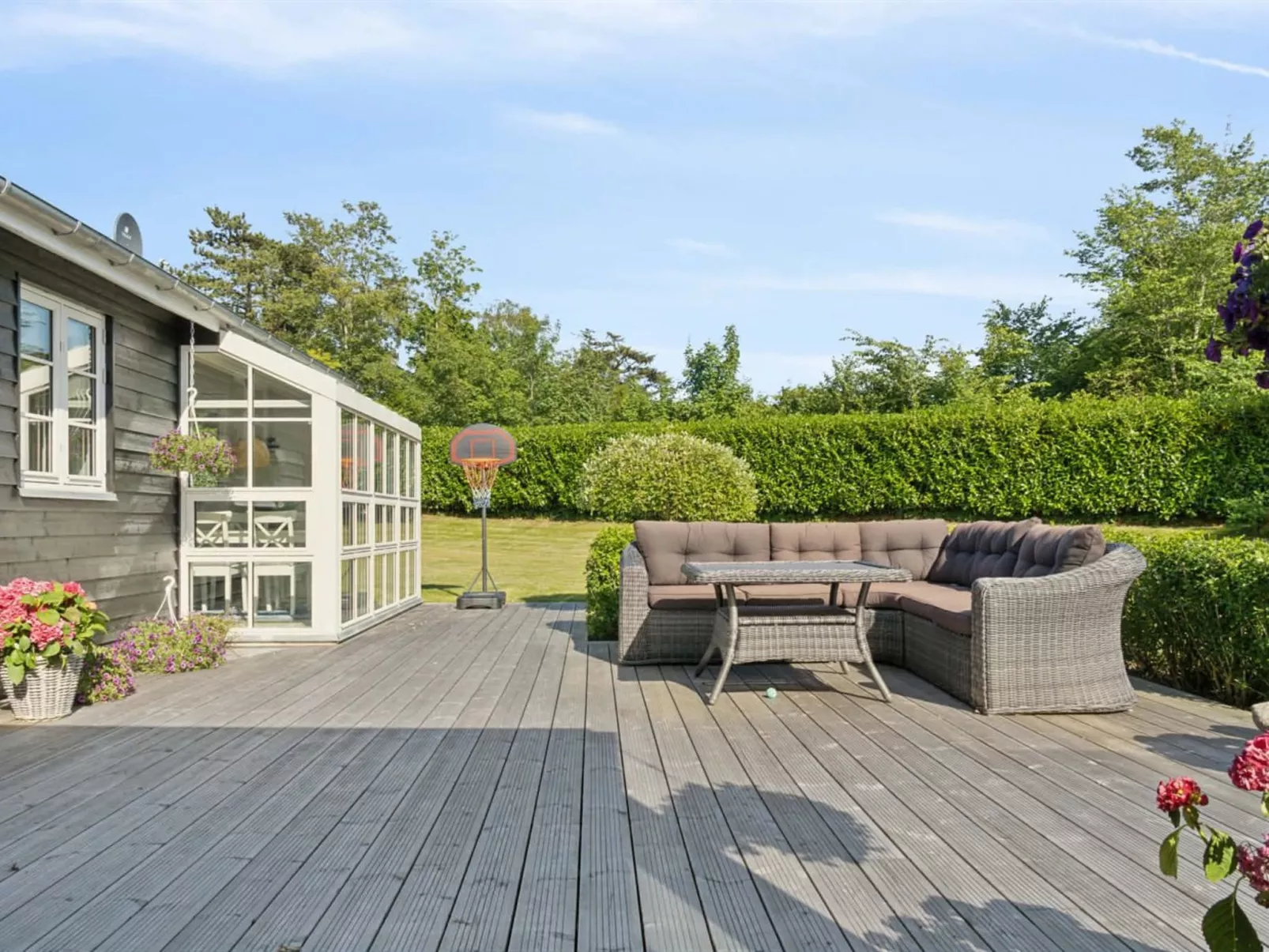 "Sighvat" - 225m from the sea