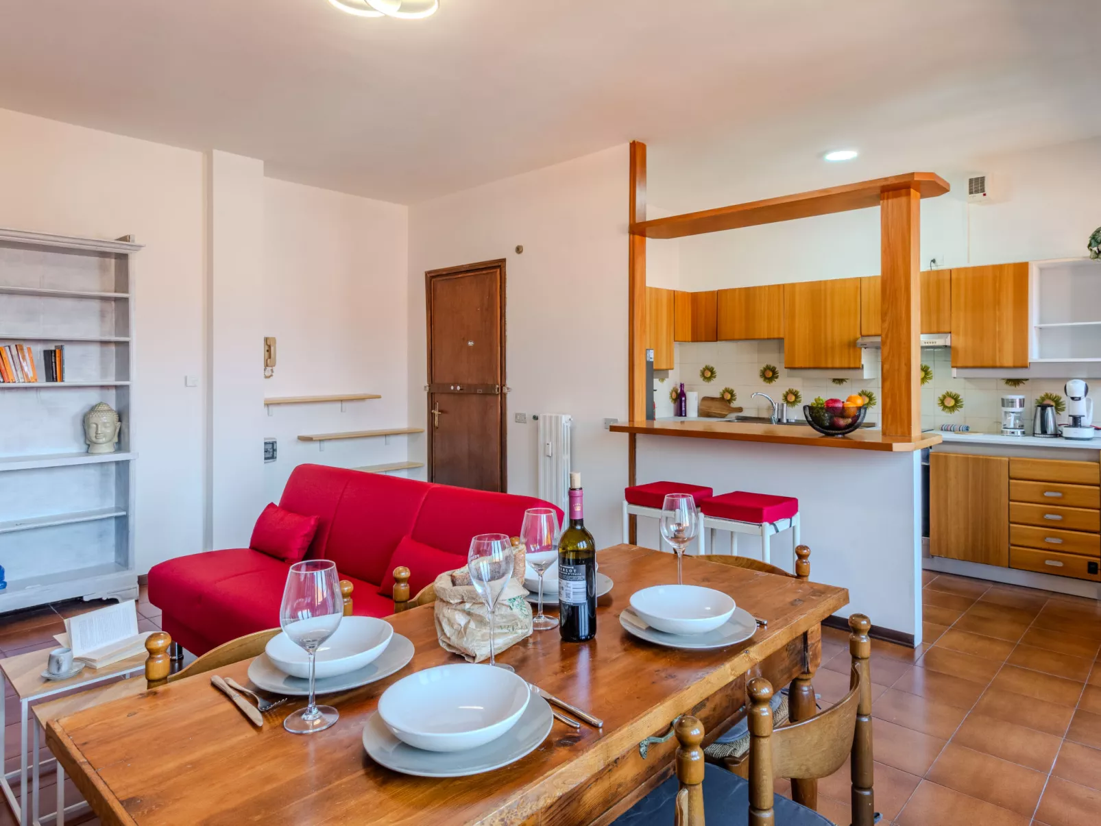 Como Lake Blu & Green - Inside