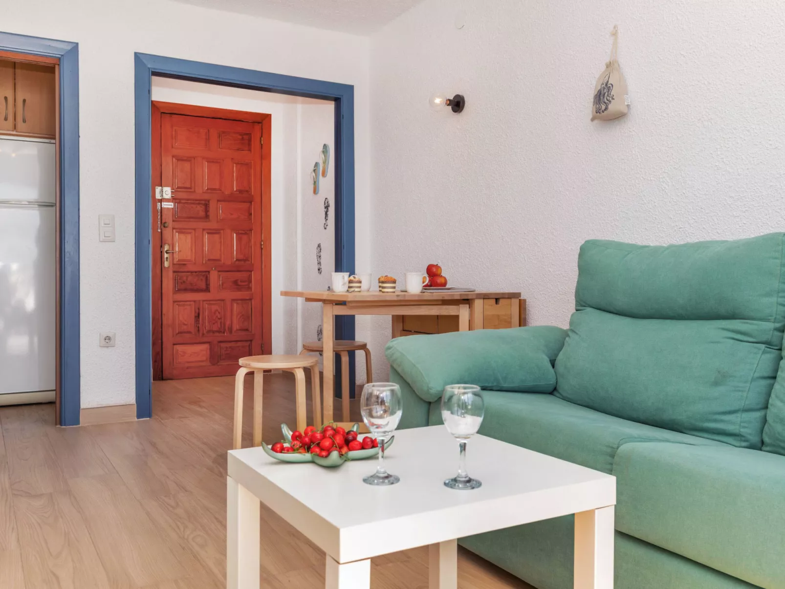 Miami Palace II - Inside