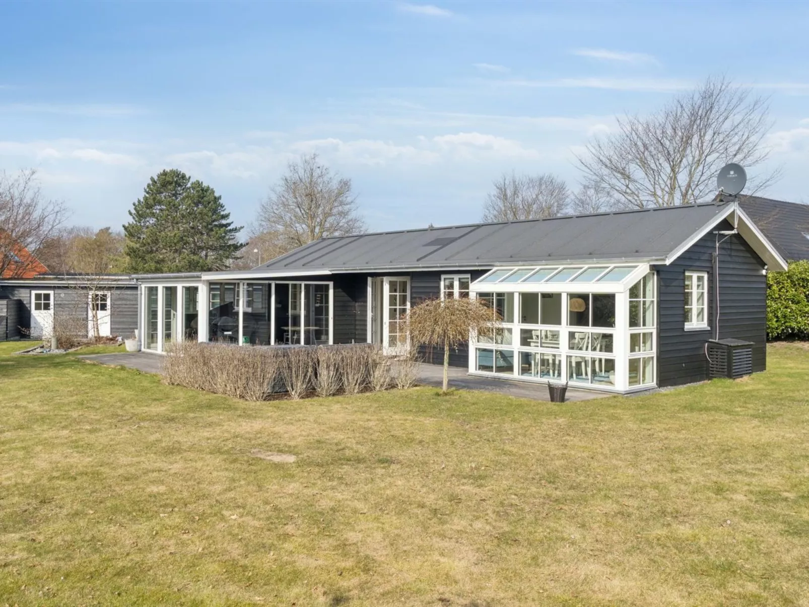 "Sighvat" - 225m from the sea - Draußen