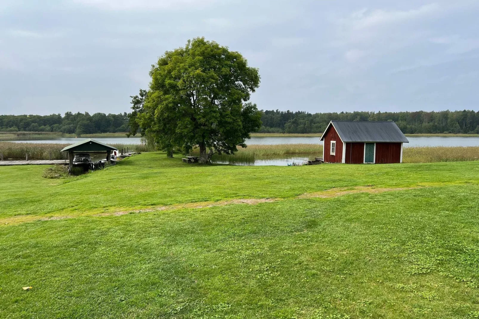 5 person holiday home in MUNSö-By Traum