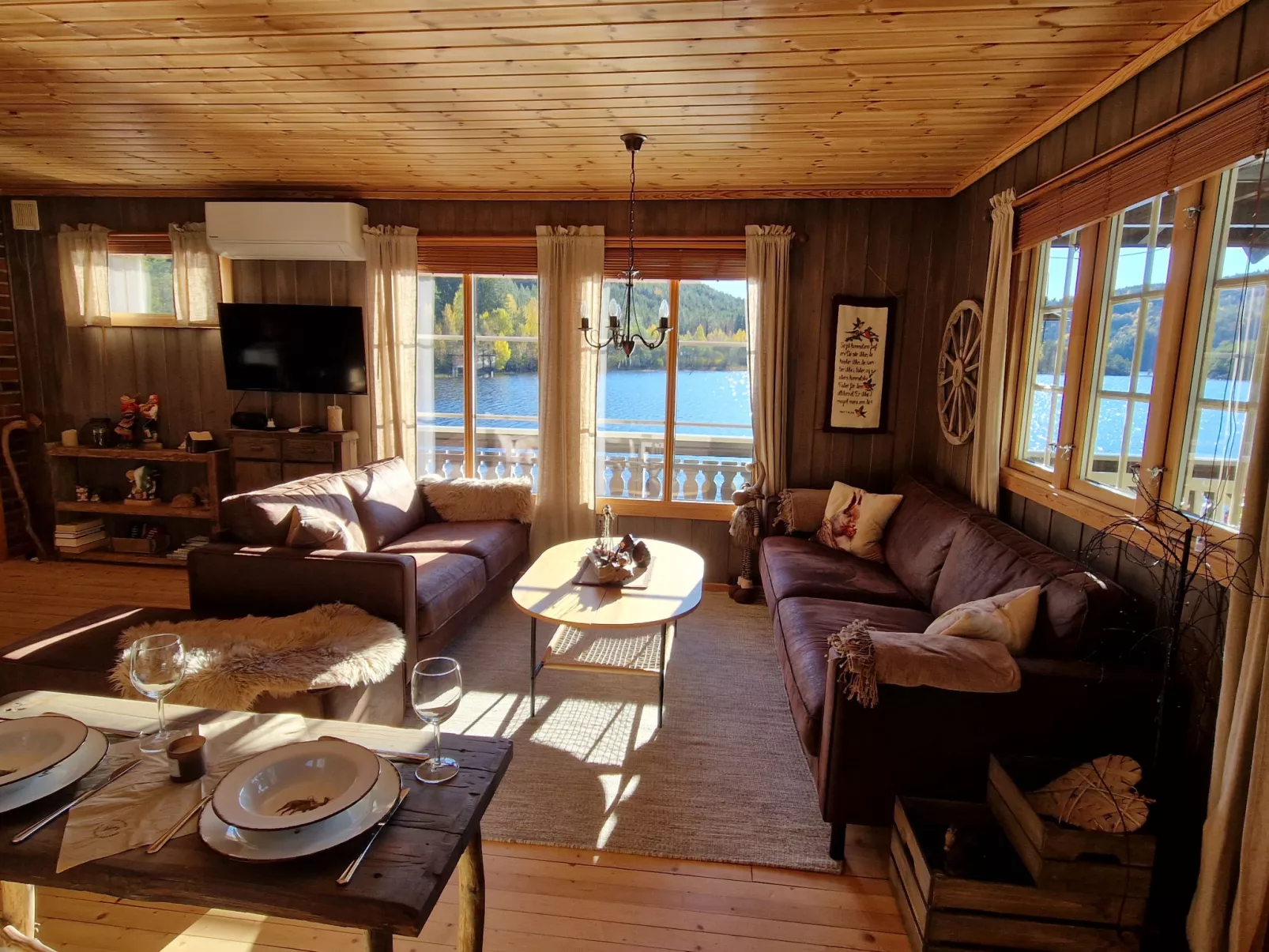 Staksholmen - Inside