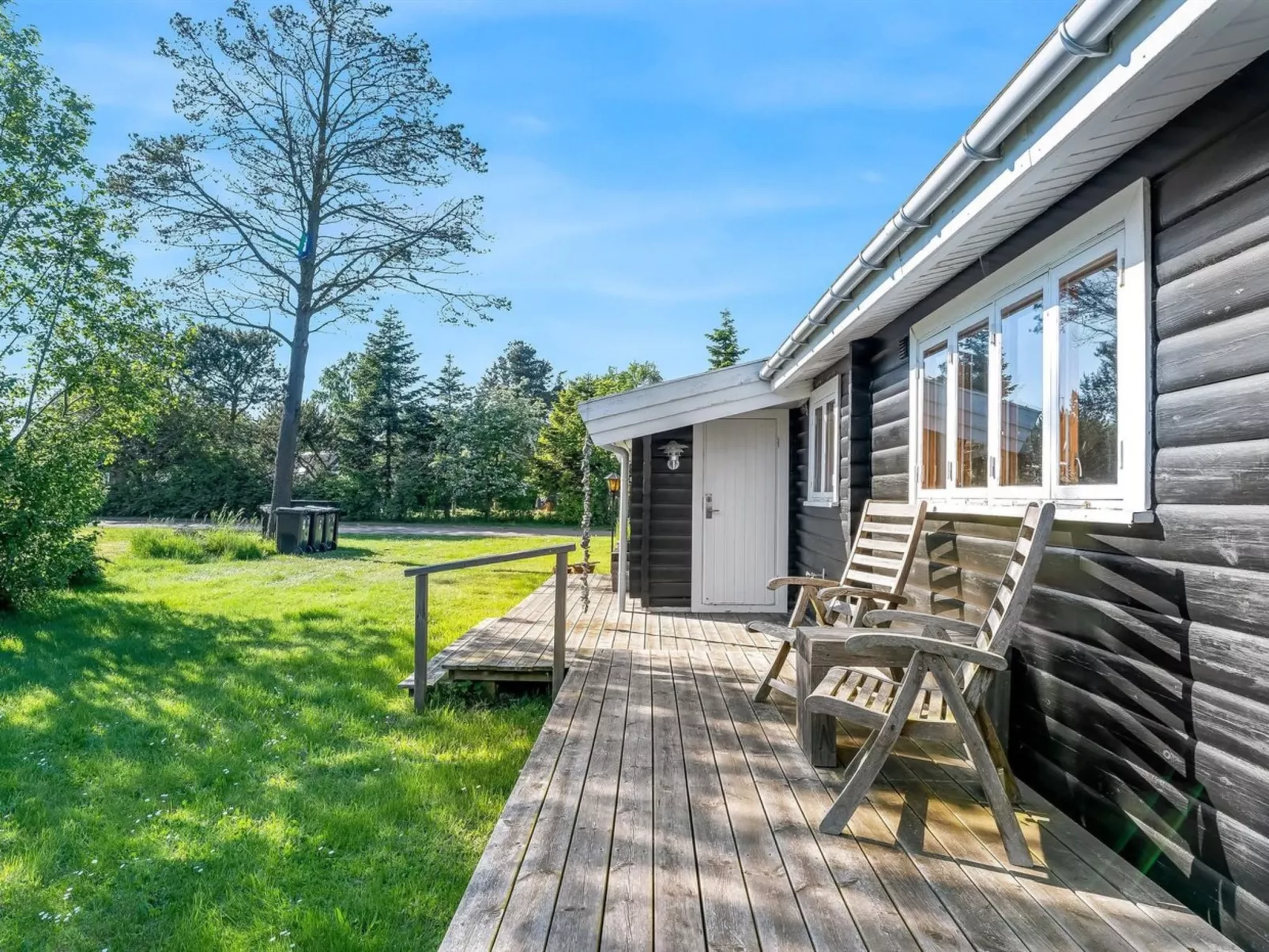 "Bengta" - 500m from the sea - Outside