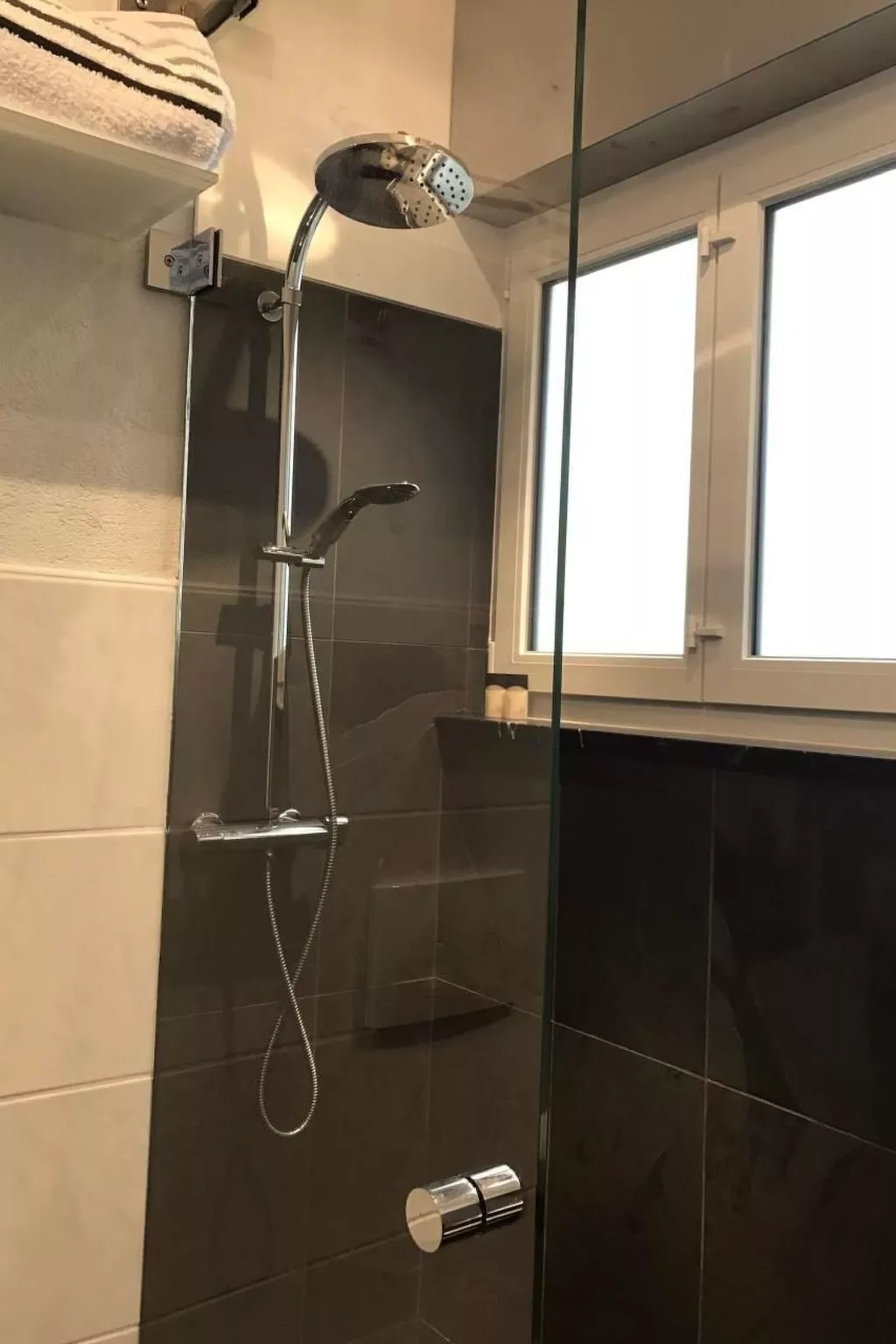 Casa Ines mit Grotto und Pergola - Dedans